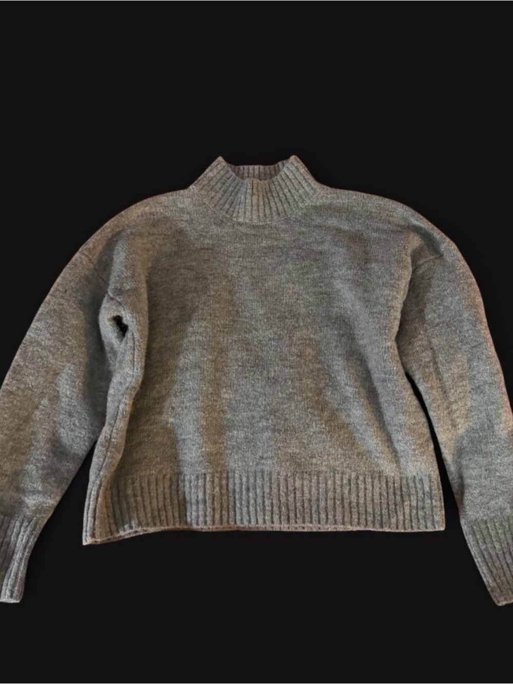 HYFVE Heather Gray Ribbed Mock Neck Sweater